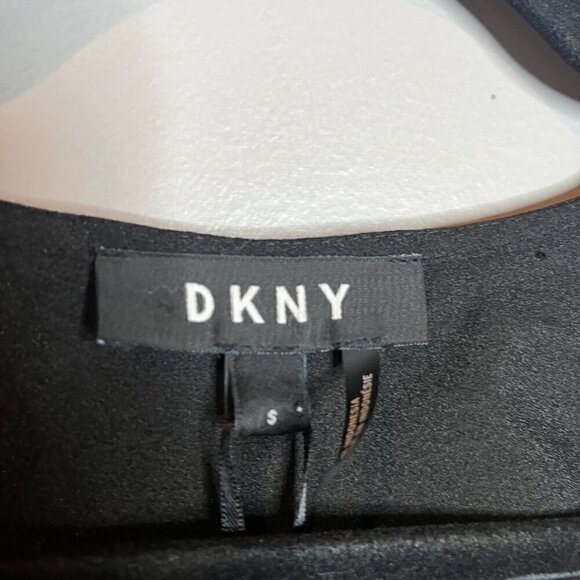 NWT DKNY leopard print faux wrap blouse - Picture 3 of 6